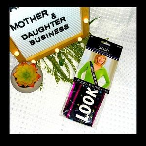 NIP 50th Birthday Fabric Sash CONFETTI FUN. 
Let’s celebrate! 
50th 🎉